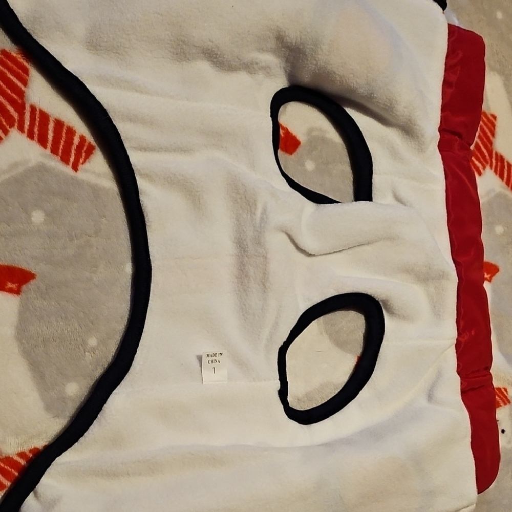 Red Dog Vest - Picture 5 of 8